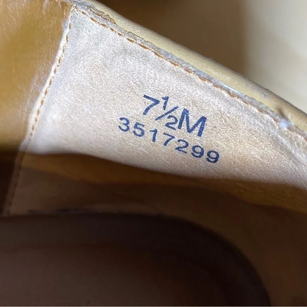 SANDLER of Boston Leather Size 7.5 M Tan Side Zip Ankle Bootie Shoe 3517299